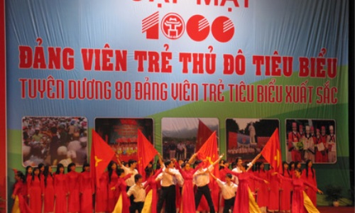 Đảng bộ Hà Nội chủ động trong công tác khen thưởng đảng viên